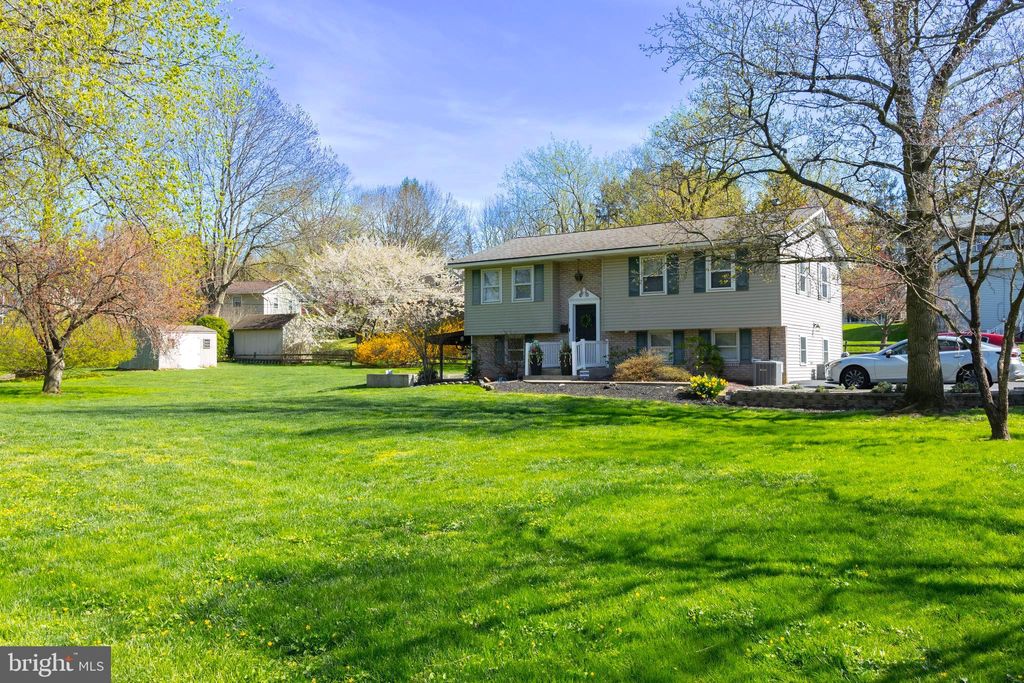 Photo of 1320 Belle Valley Rd. Road, LANCASTER, PA 17603 (MLS # PALA2085538)