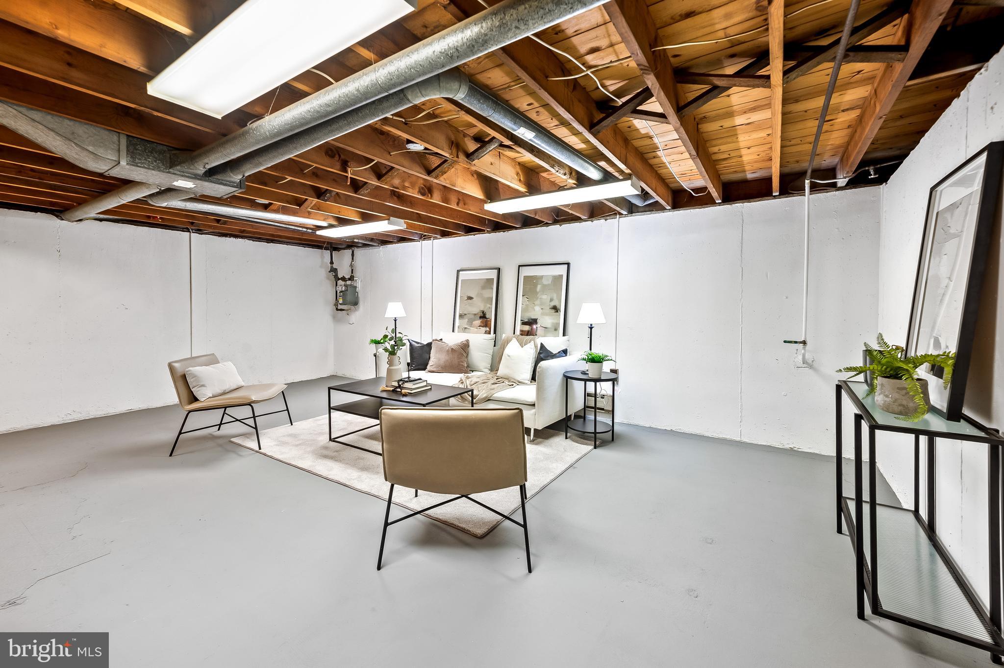 ABERDEEN HILLS - Residential