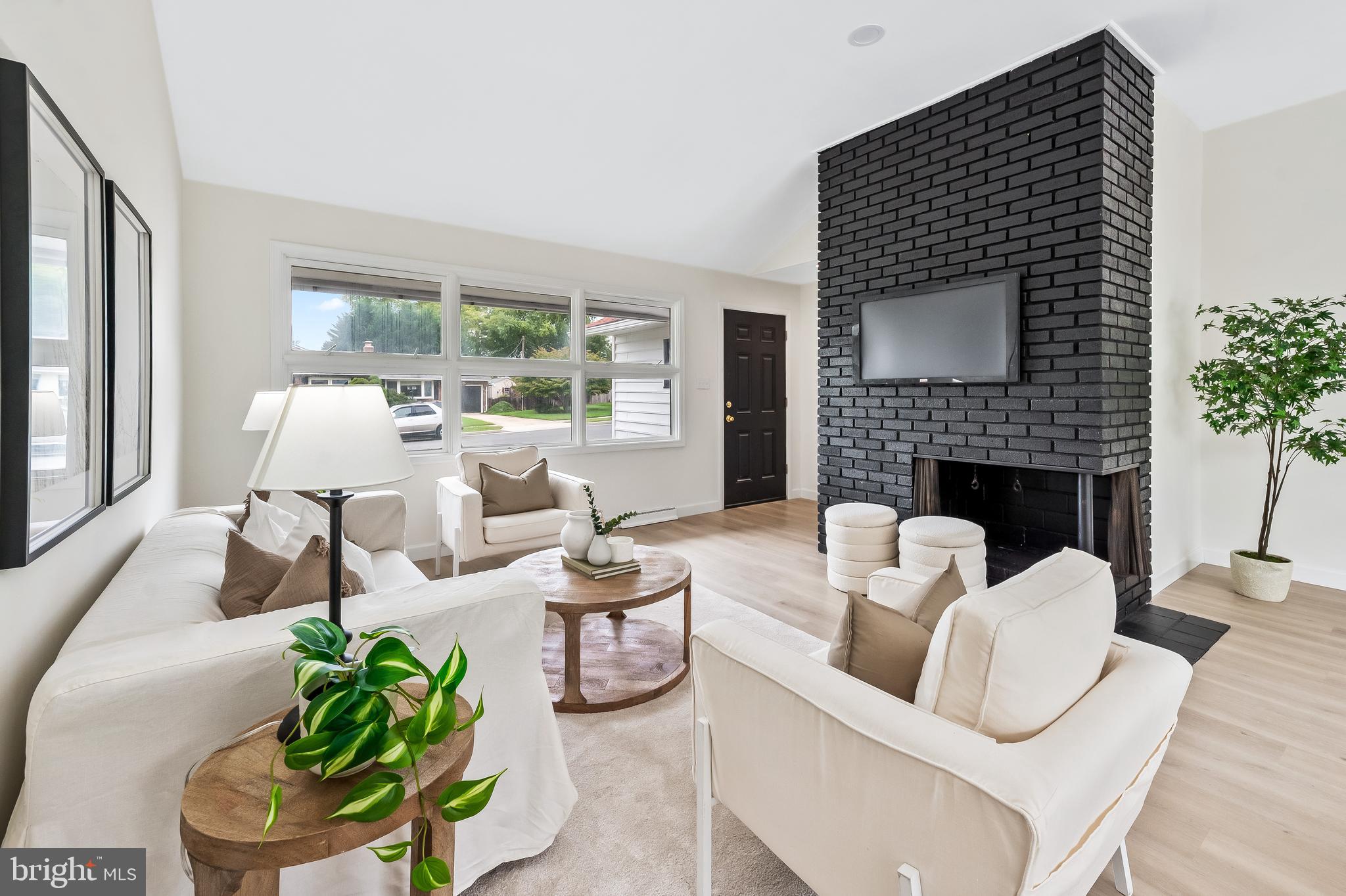 ABERDEEN HILLS - Residential