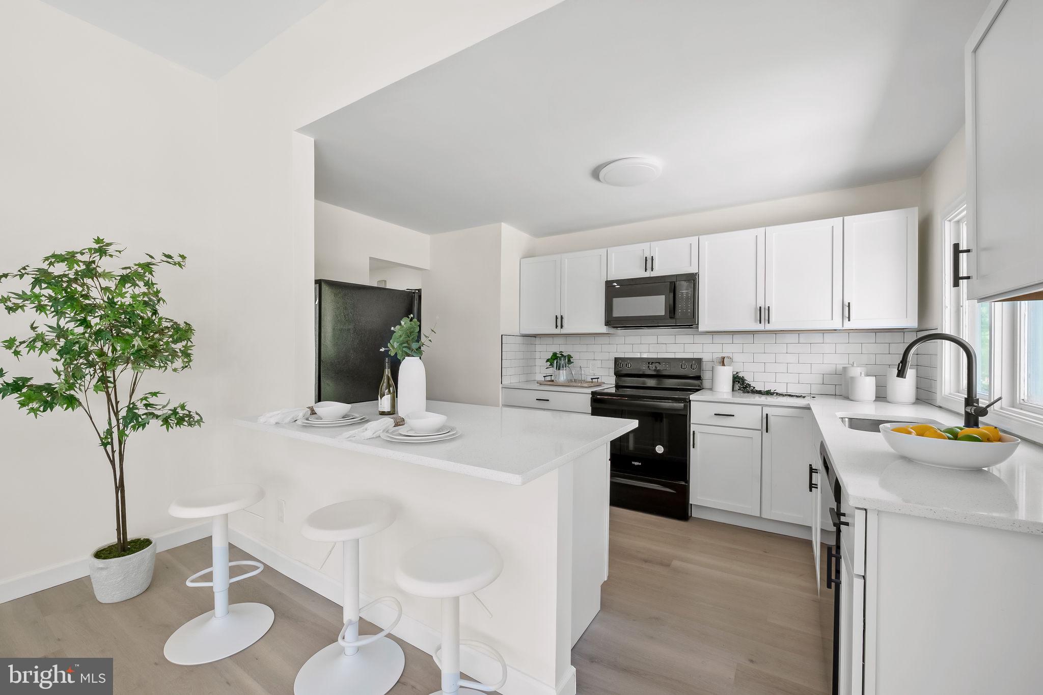 ABERDEEN HILLS - Residential