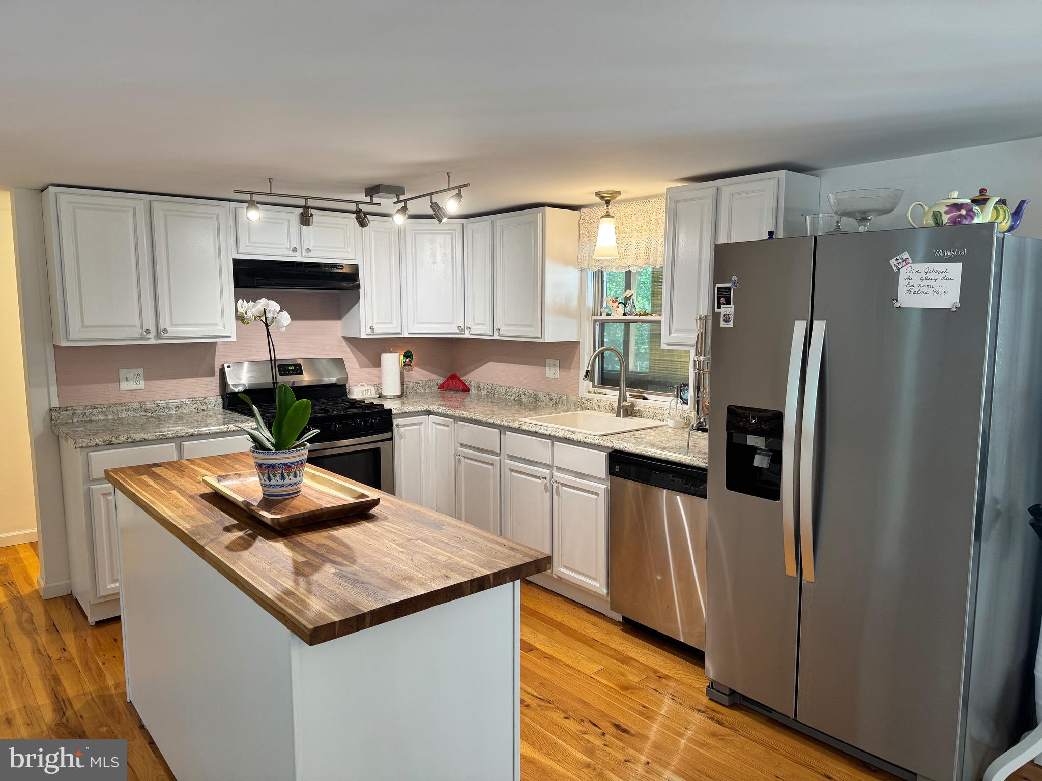 WINONA LAKES - Residential