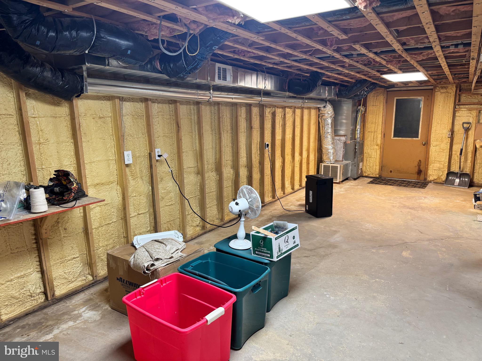 WINONA LAKES - Residential