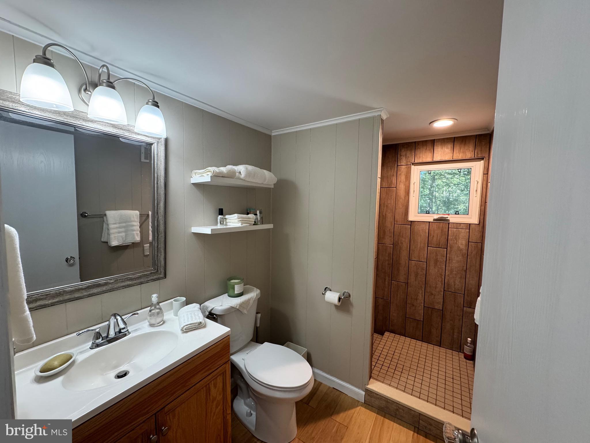 WINONA LAKES - Residential