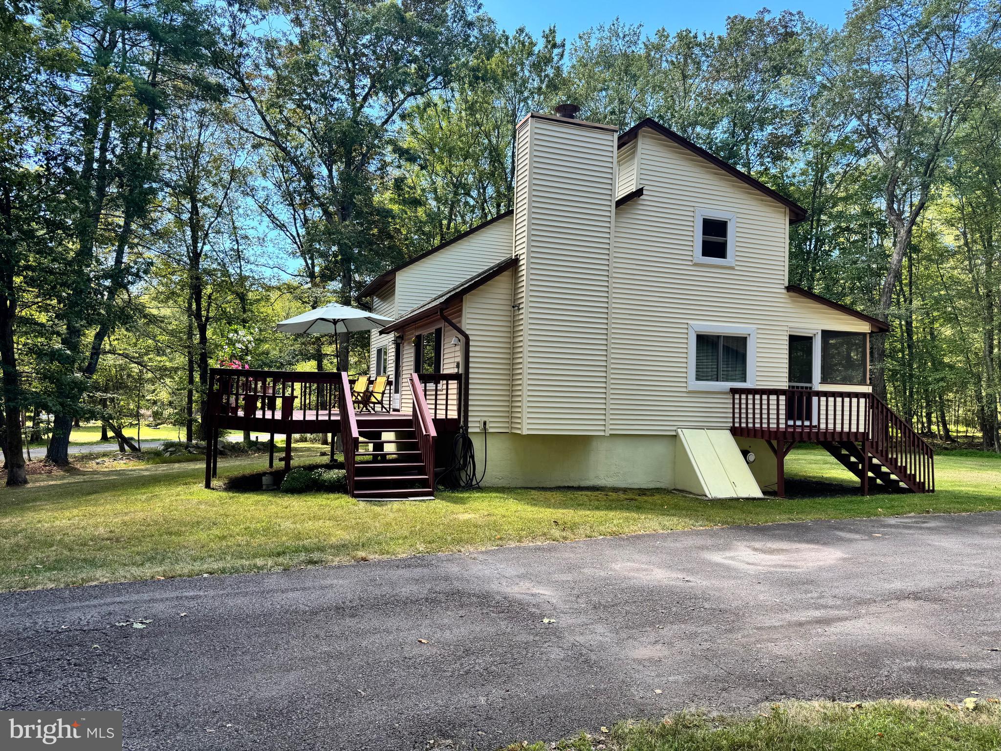 WINONA LAKES - Residential