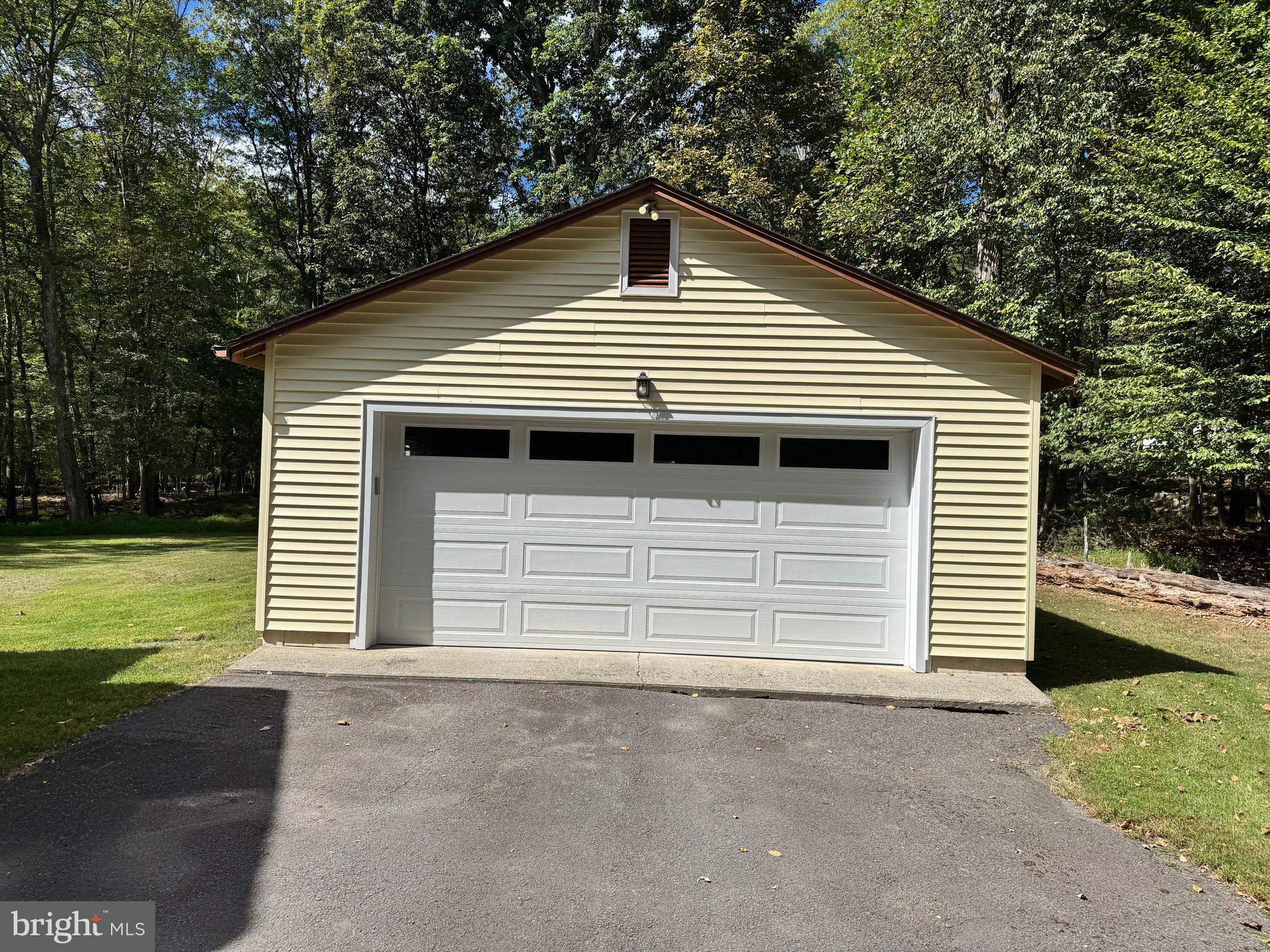 WINONA LAKES - Residential