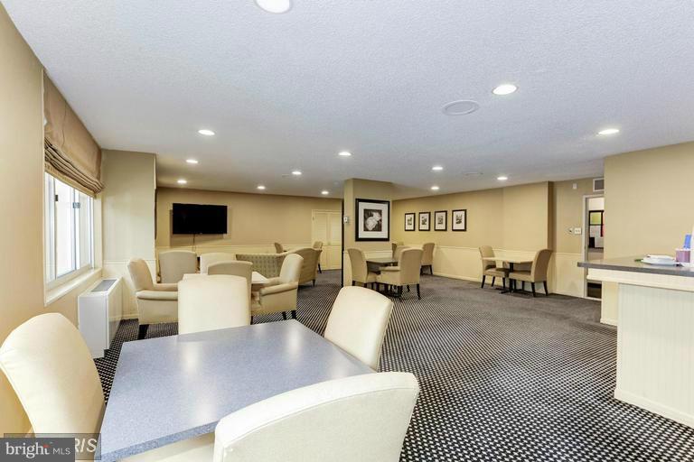 THE FORUM - Residential Lease