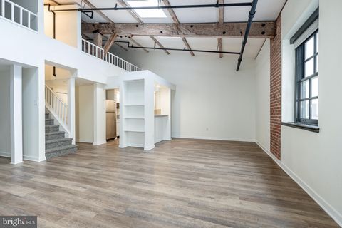 Condo For Rent - 303 Vine Street #108<br/> PHILADELPHIA, PA 19106