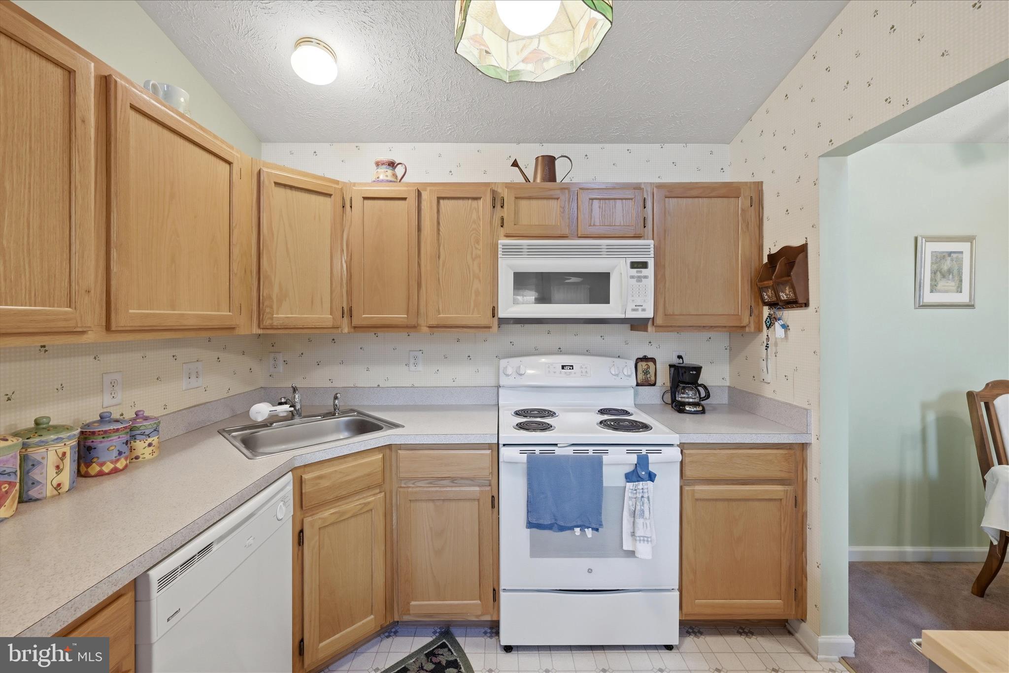 PARK PLACE CONDOMINIUMS - Residential