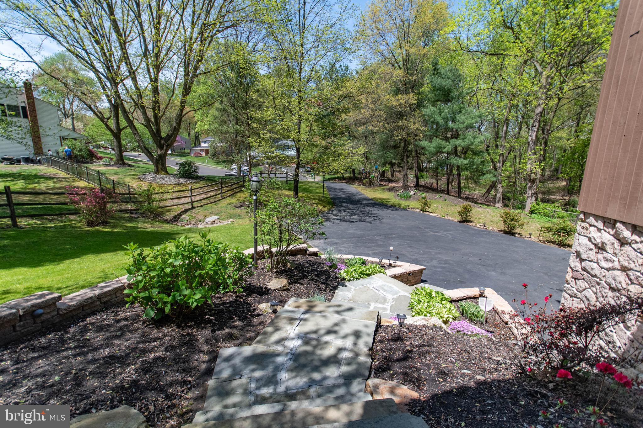 LONGFIELD WOODS - Residential