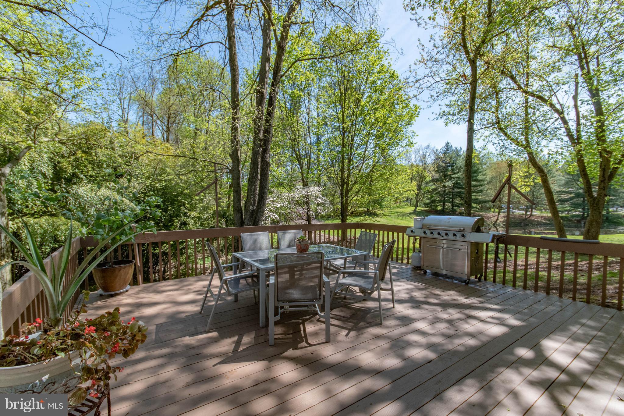 LONGFIELD WOODS - Residential