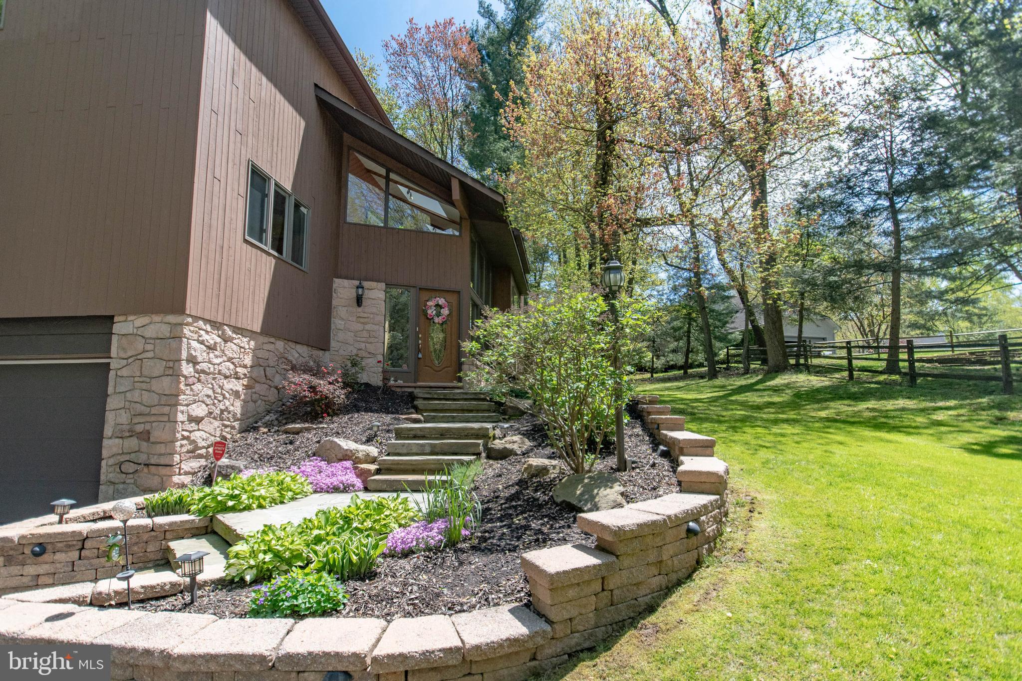 LONGFIELD WOODS - Residential