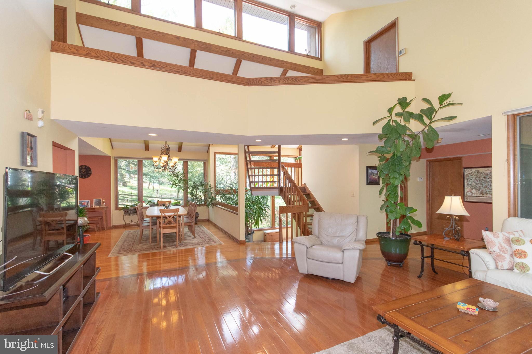 LONGFIELD WOODS - Residential