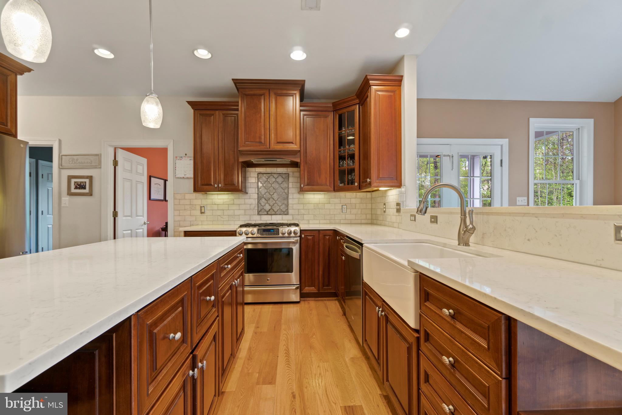 HUNTERS POND - Residential