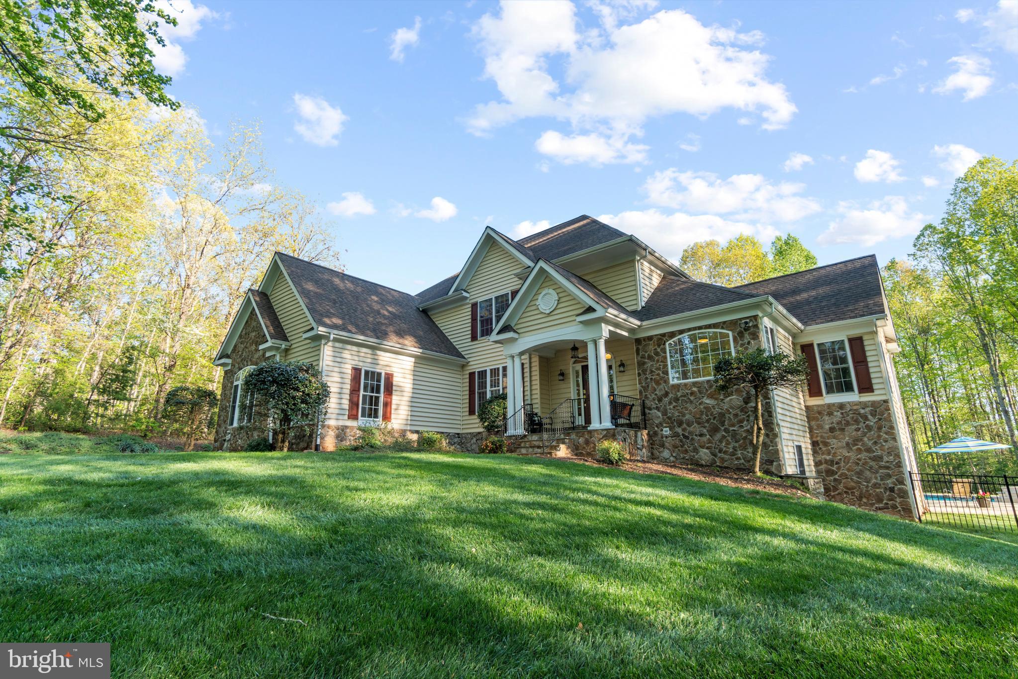 HUNTERS POND - Residential