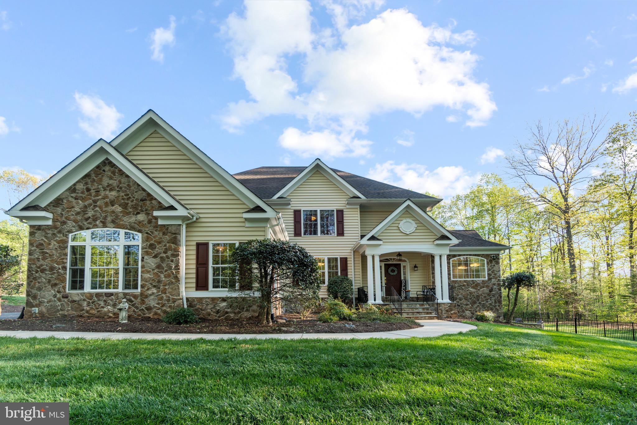 HUNTERS POND - Residential