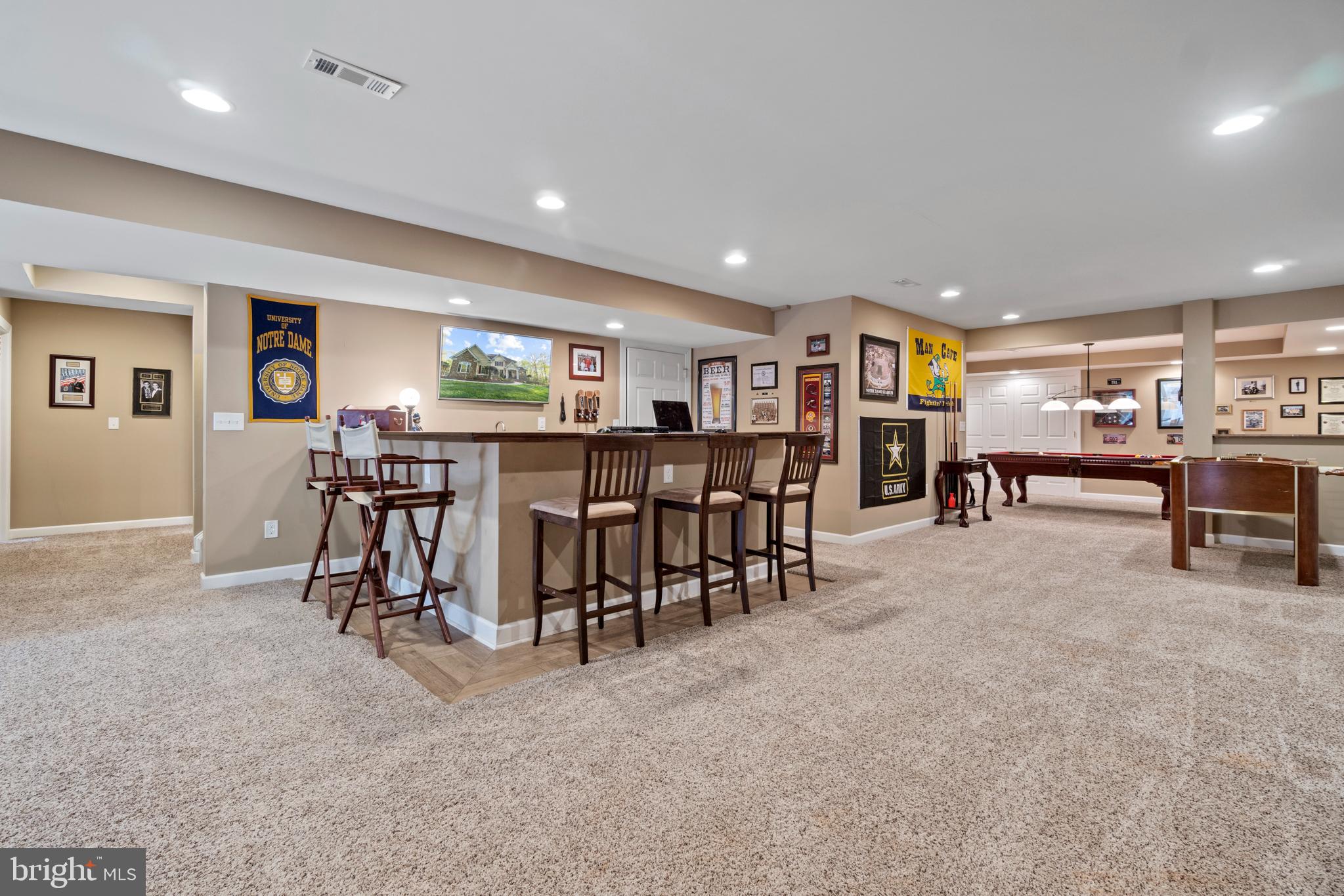 HUNTERS POND - Residential