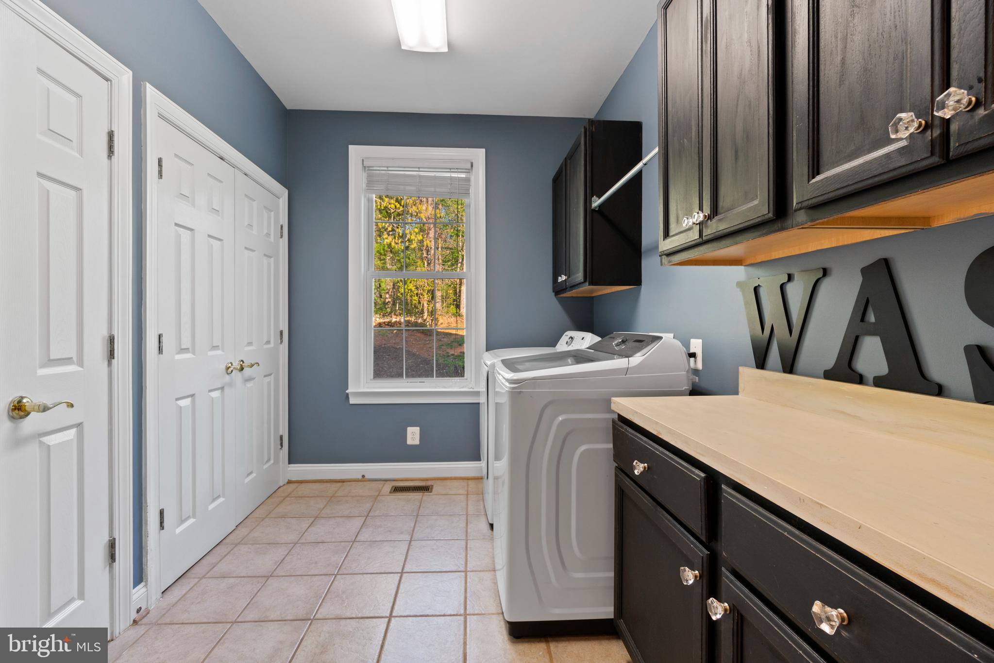 HUNTERS POND - Residential