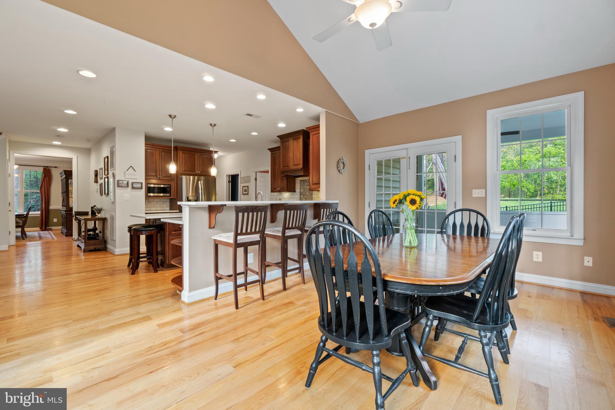 HUNTERS POND - Residential