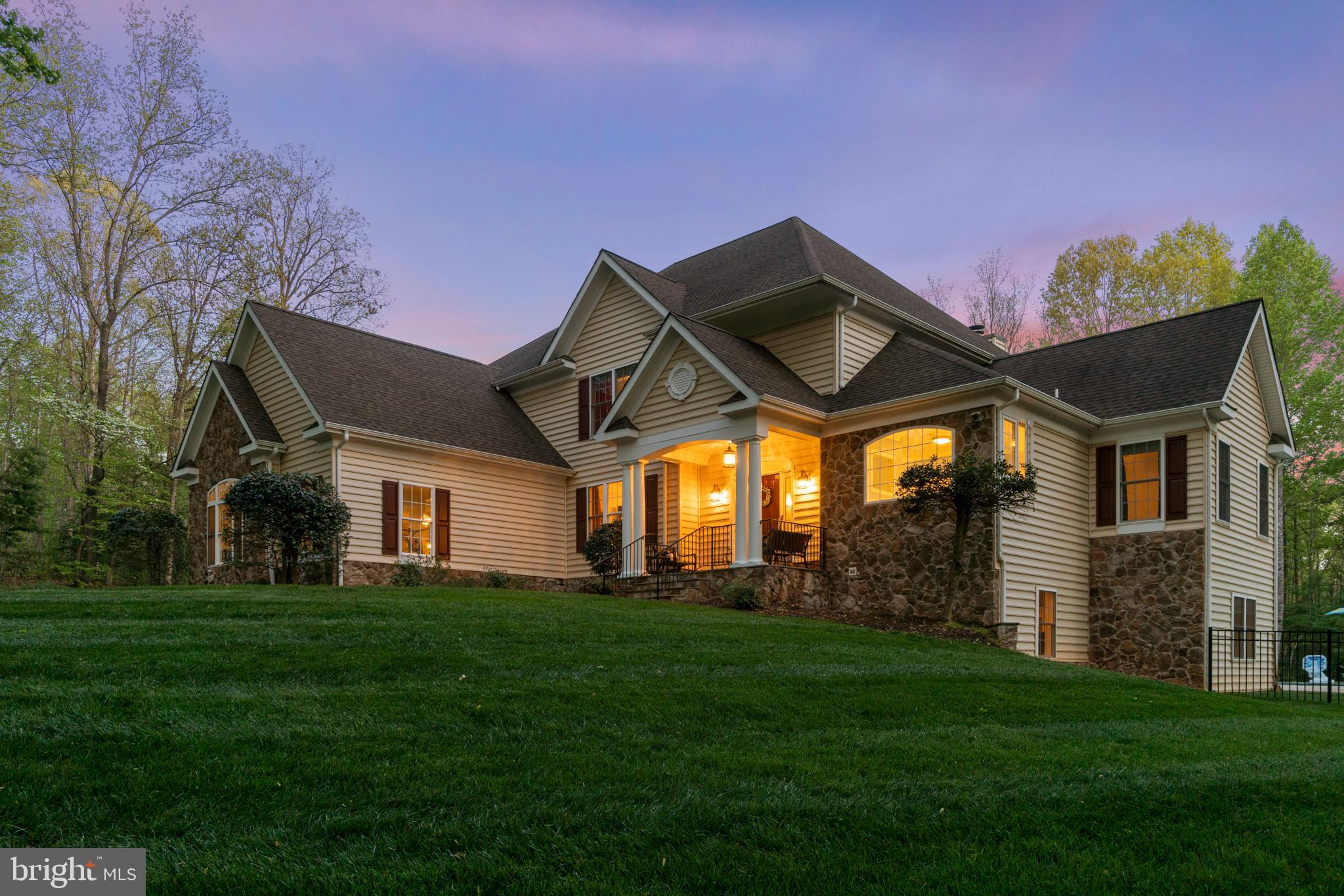 HUNTERS POND - Residential