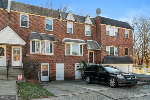 Photo of 3602 Genesee Place, PHILADELPHIA, PA 19154 (MLS # PAPH2592572)