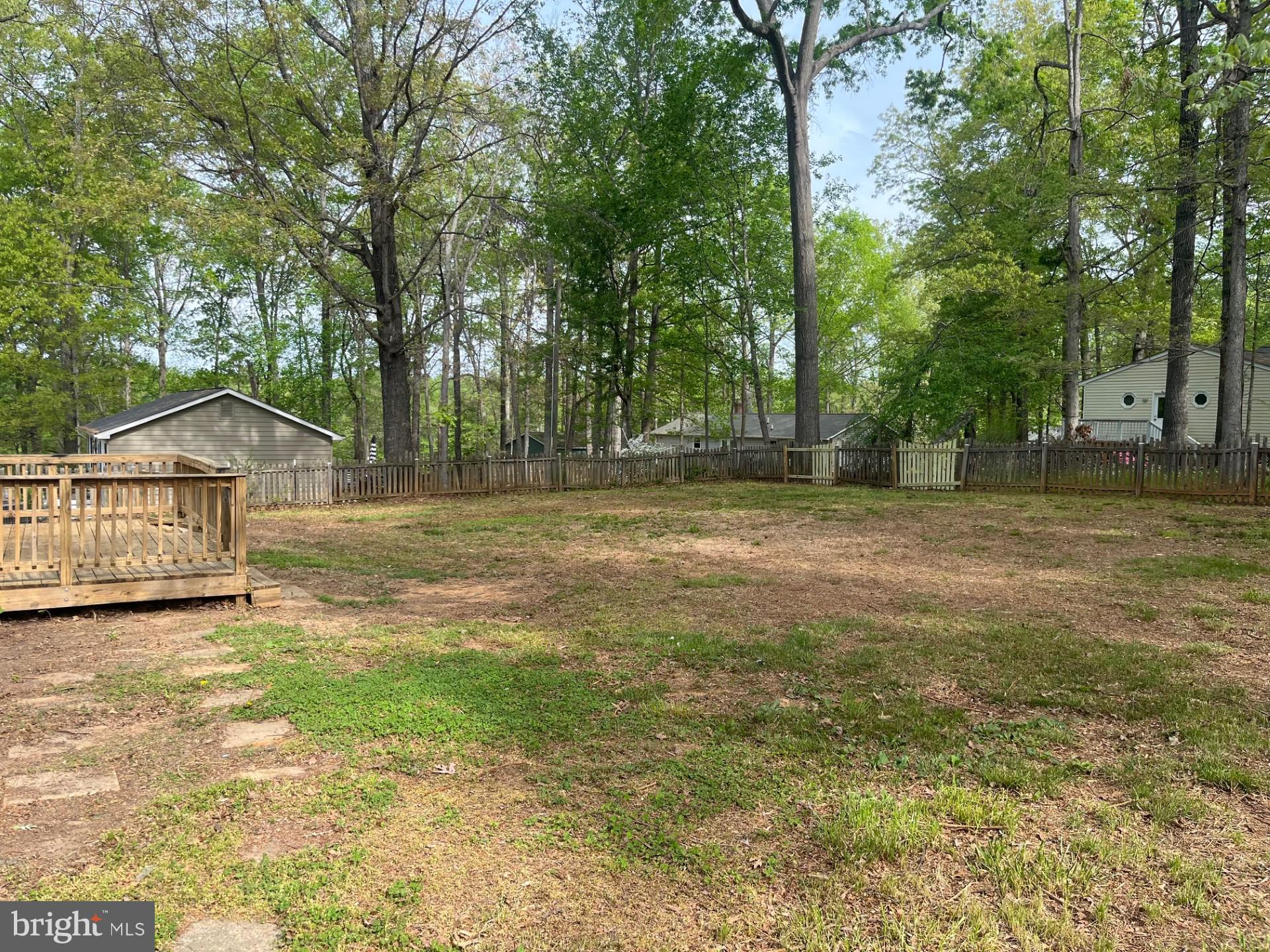 HIDDEN LAKE - Residential