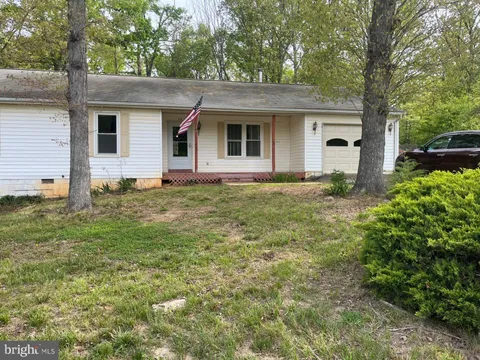 39 Hidden Lake Drive, Stafford, VA MLS: VAST2038270