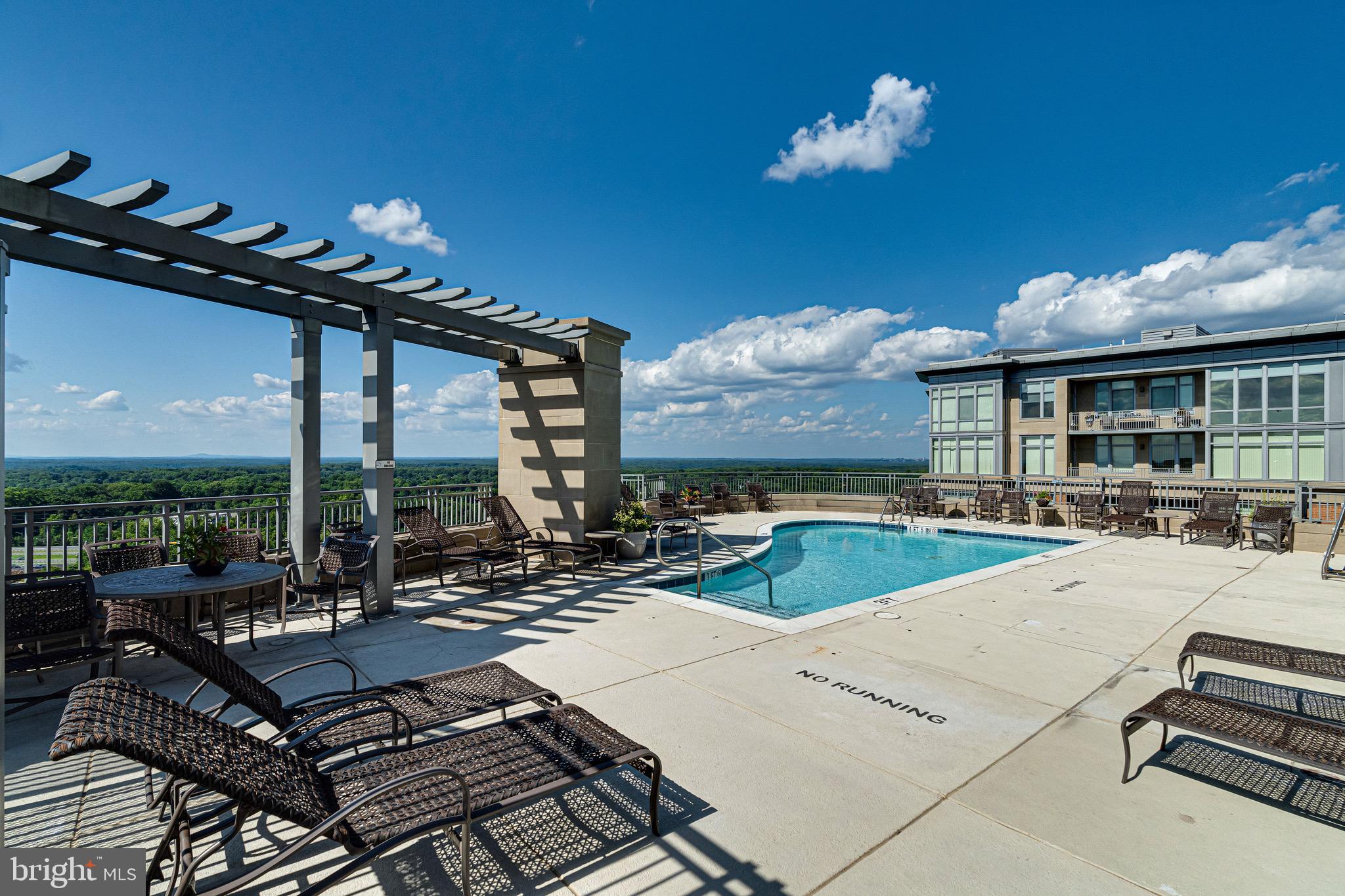 ONE PARK CREST - Residential Lease