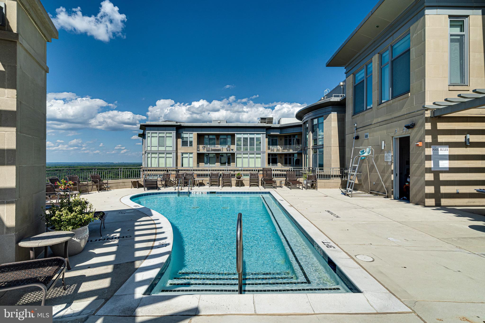 ONE PARK CREST - Residential Lease