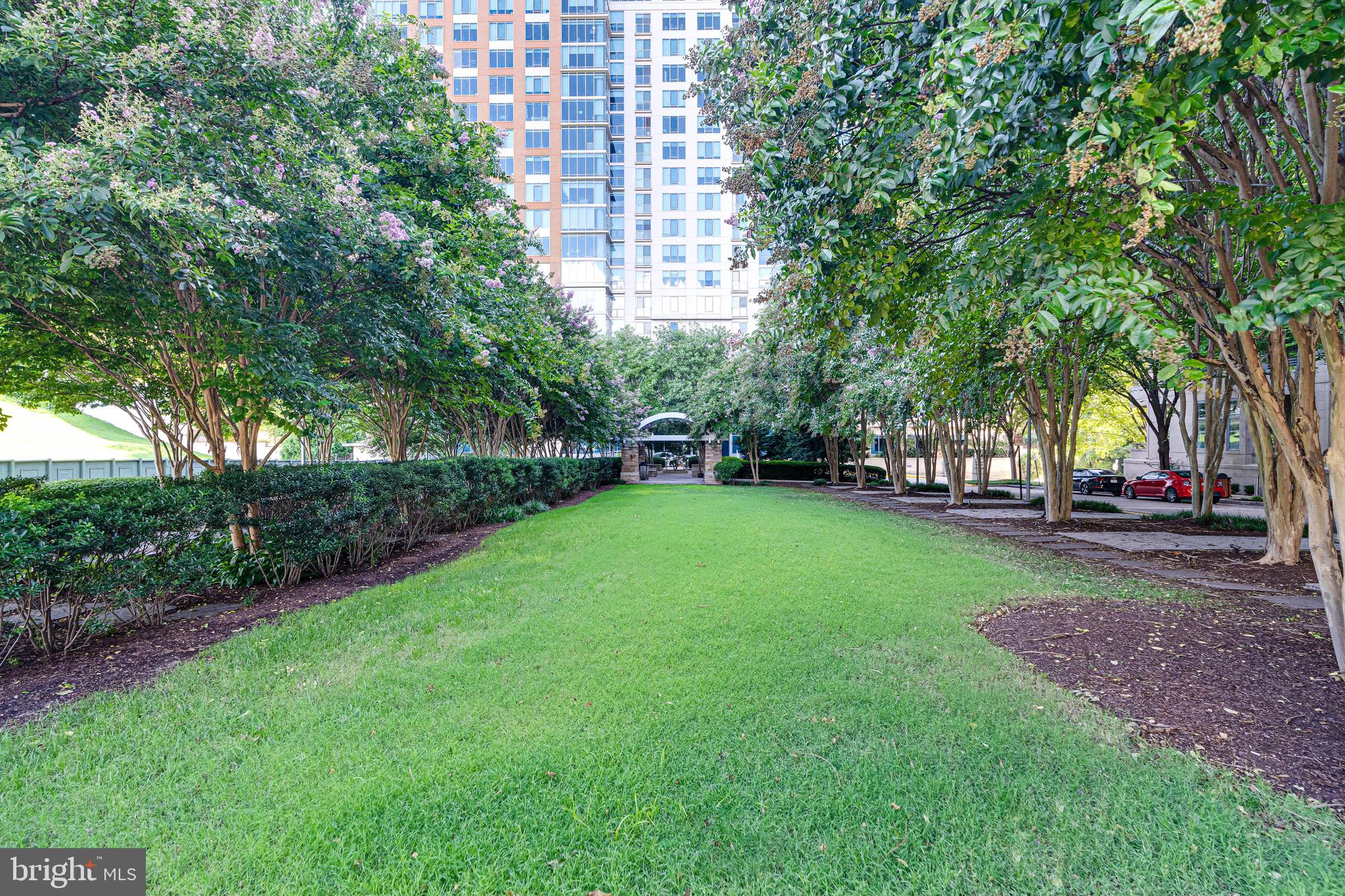 ONE PARK CREST - Residential Lease