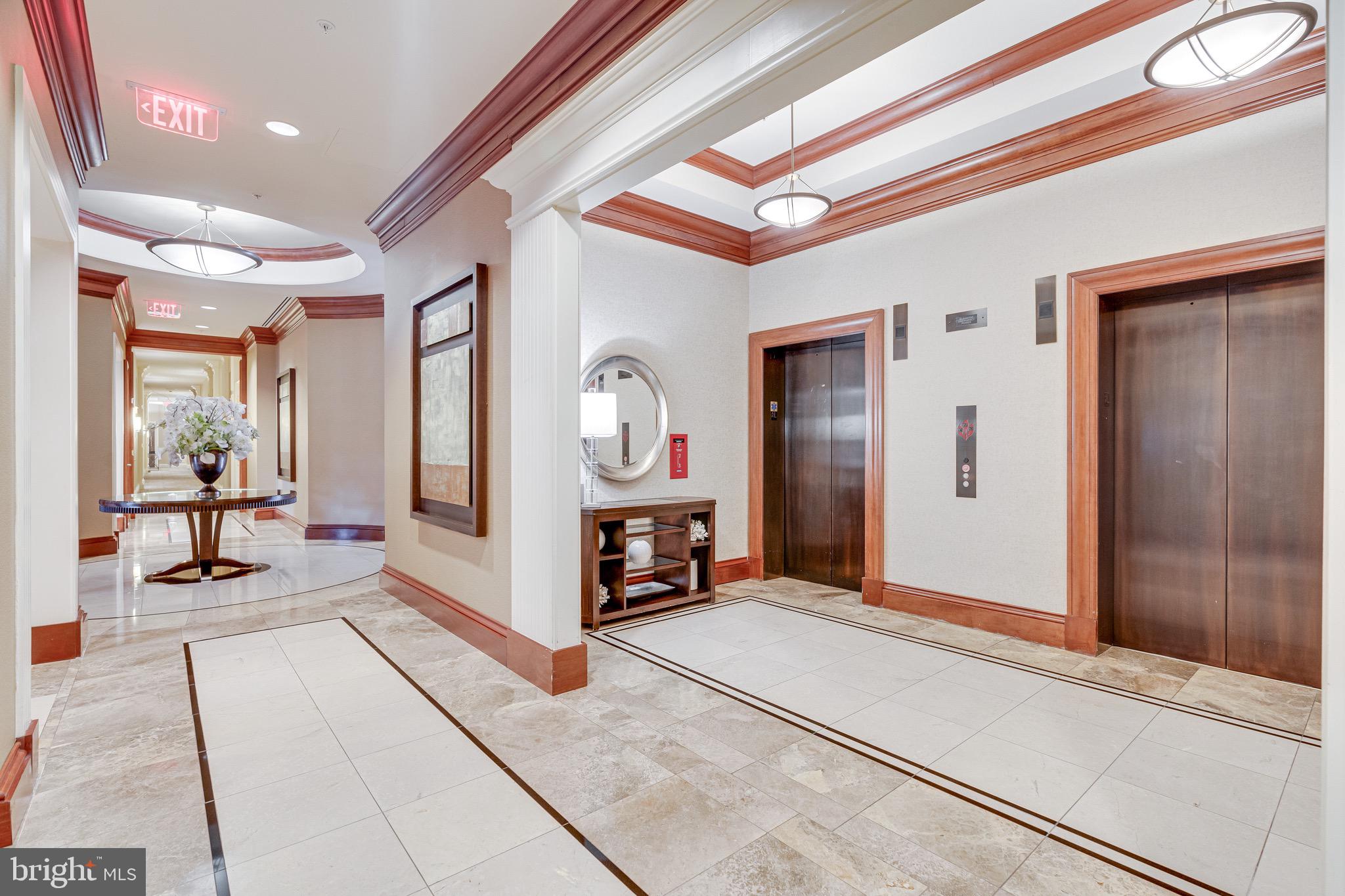 ONE PARK CREST - Residential Lease