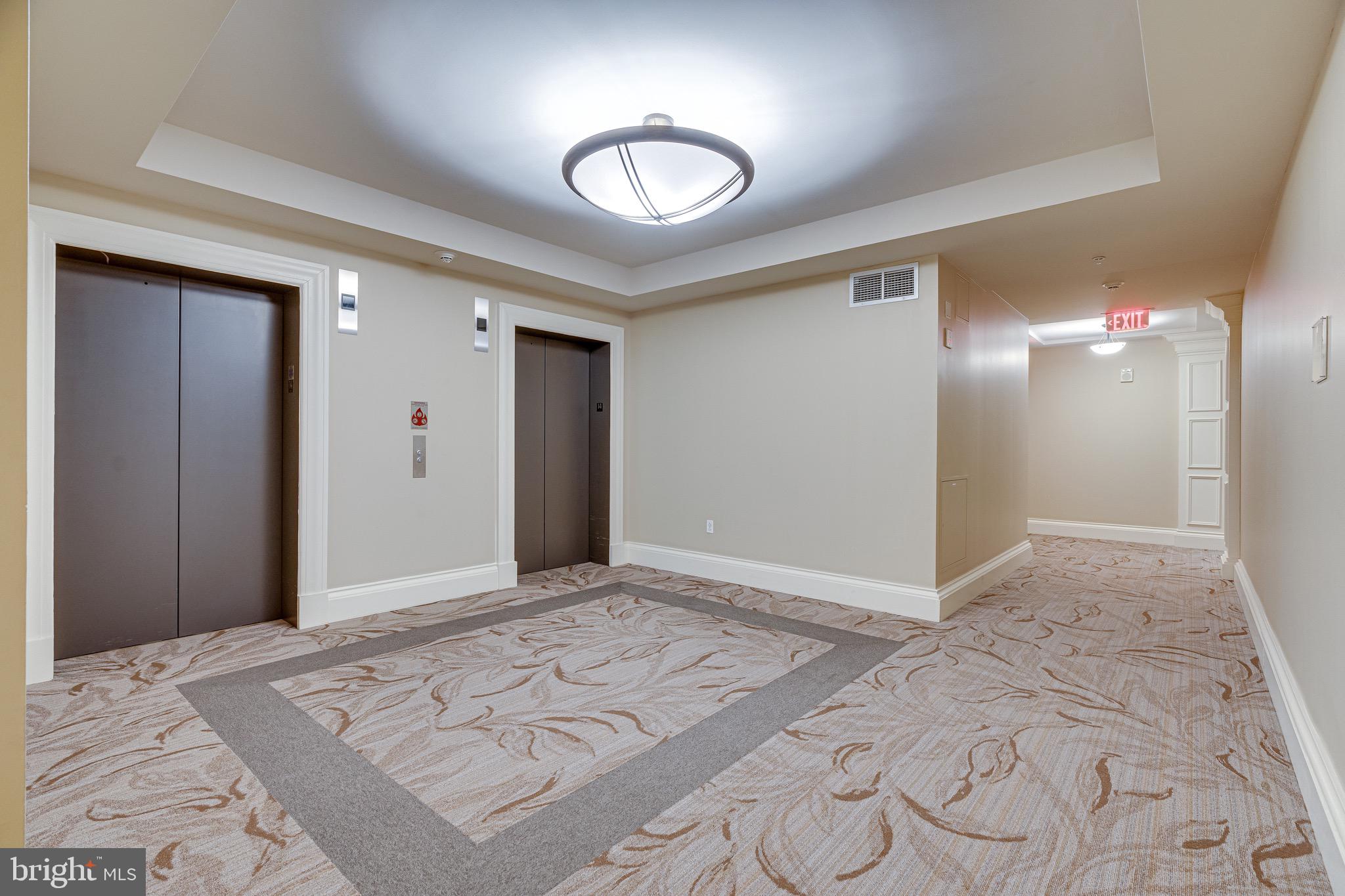 ONE PARK CREST - Residential Lease