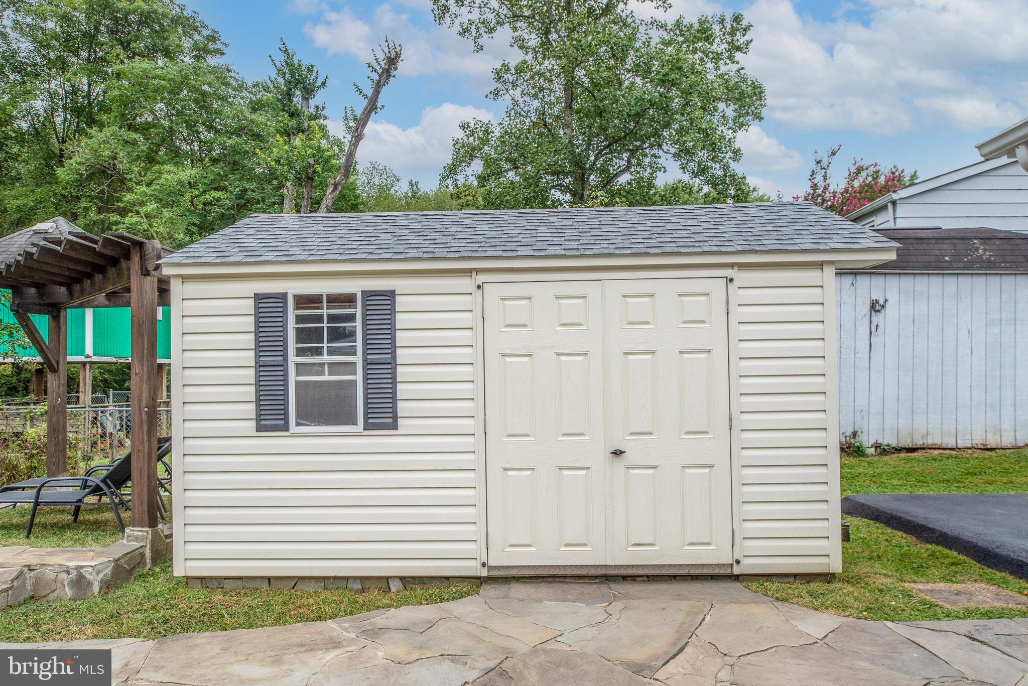 DALE CITY - Residential