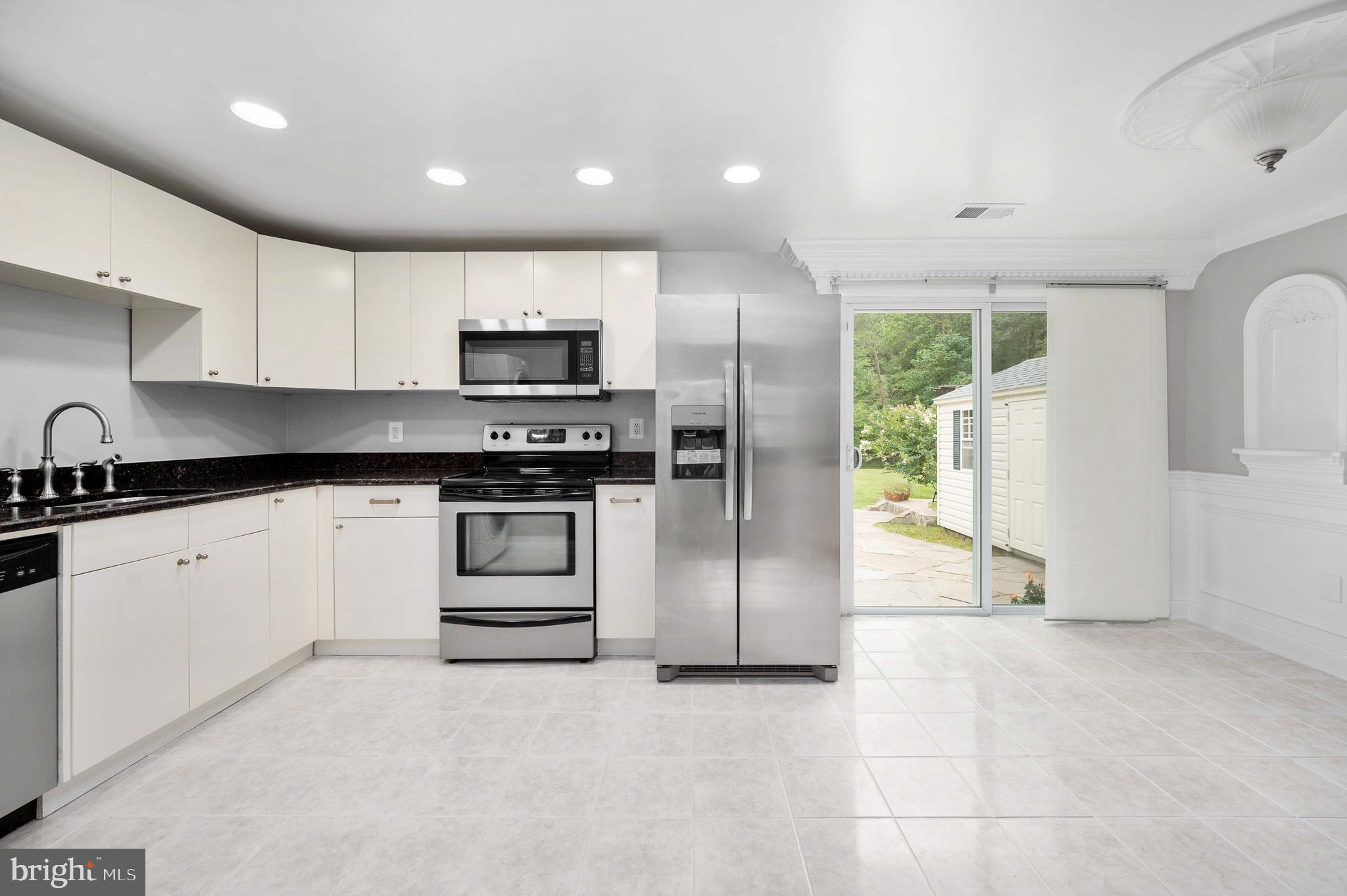 DALE CITY - Residential