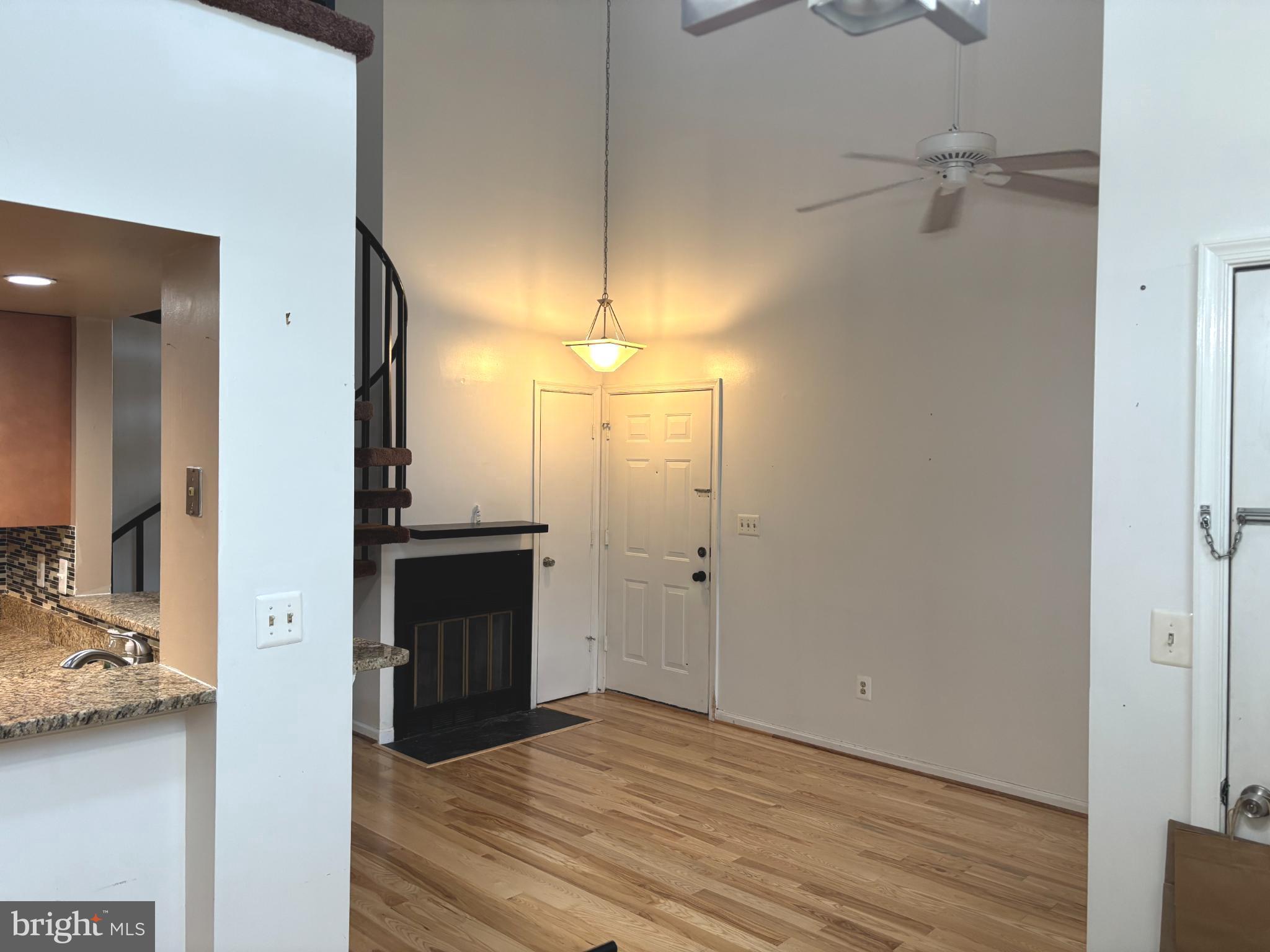 THE VISTAS - Residential