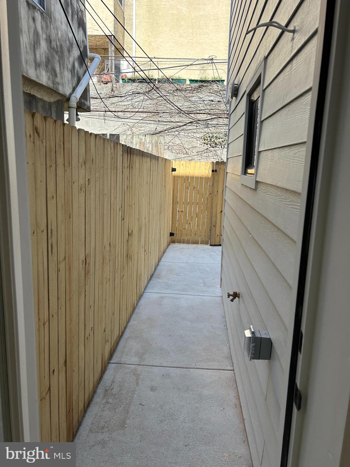 SPRING GARDEN - Residential