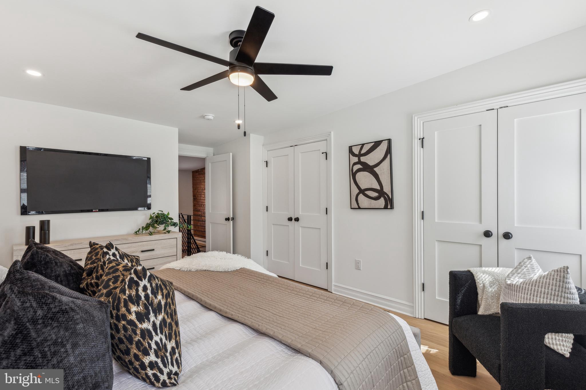 SPRING GARDEN - Residential