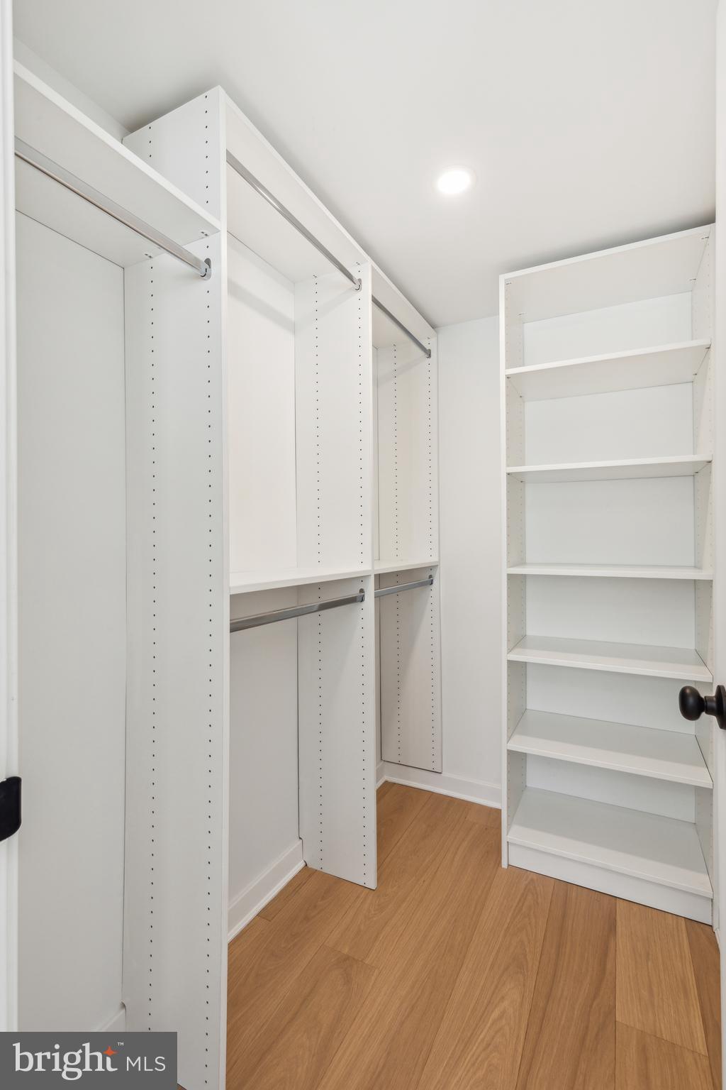 SPRING GARDEN - Residential