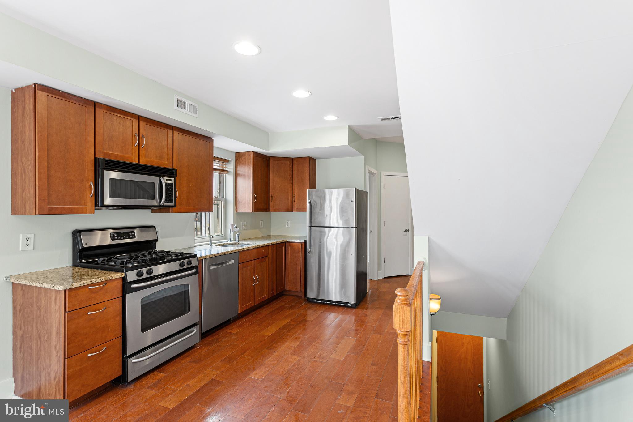 GRADUATE HOSPITAL - Residential