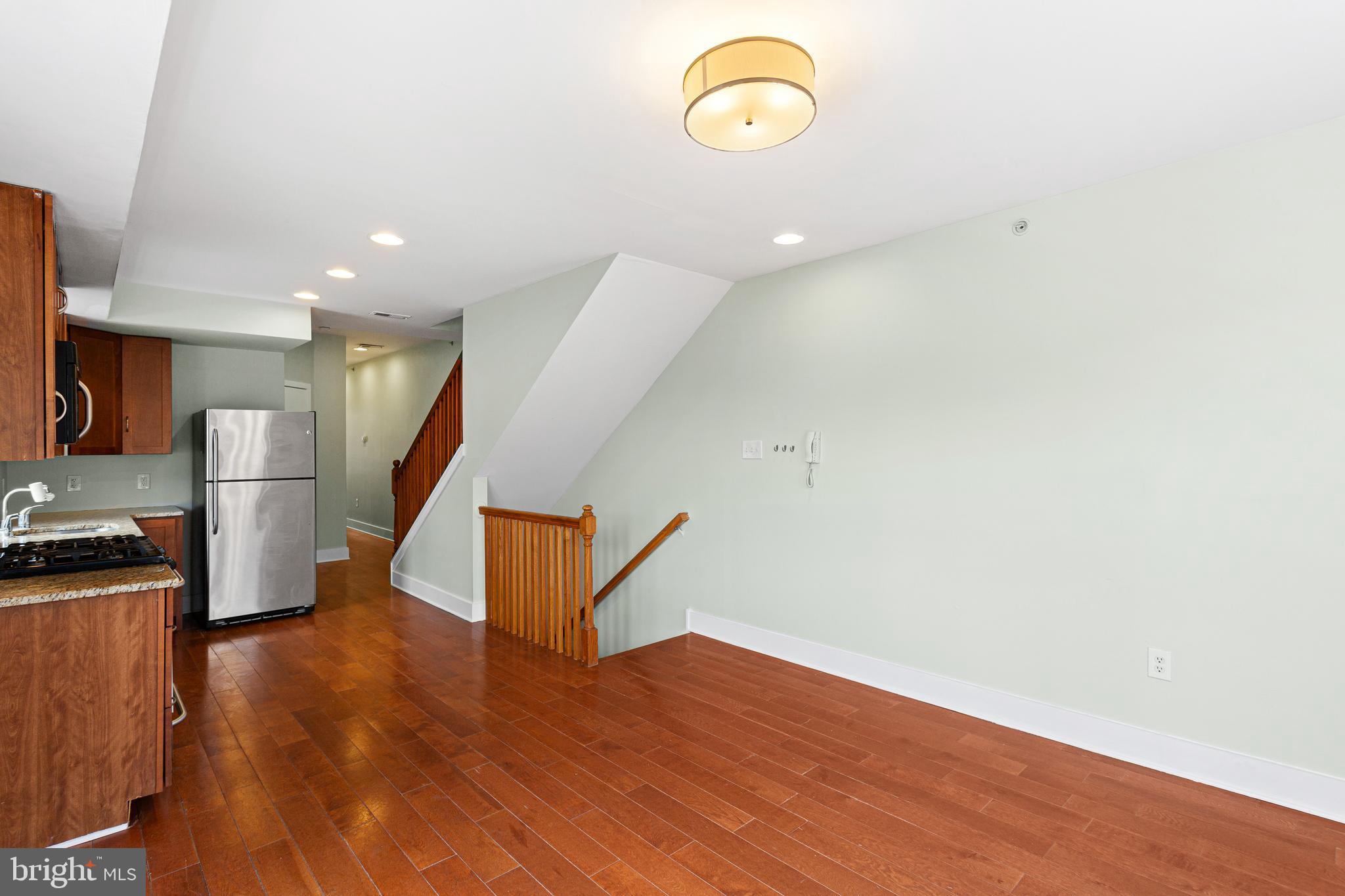 GRADUATE HOSPITAL - Residential