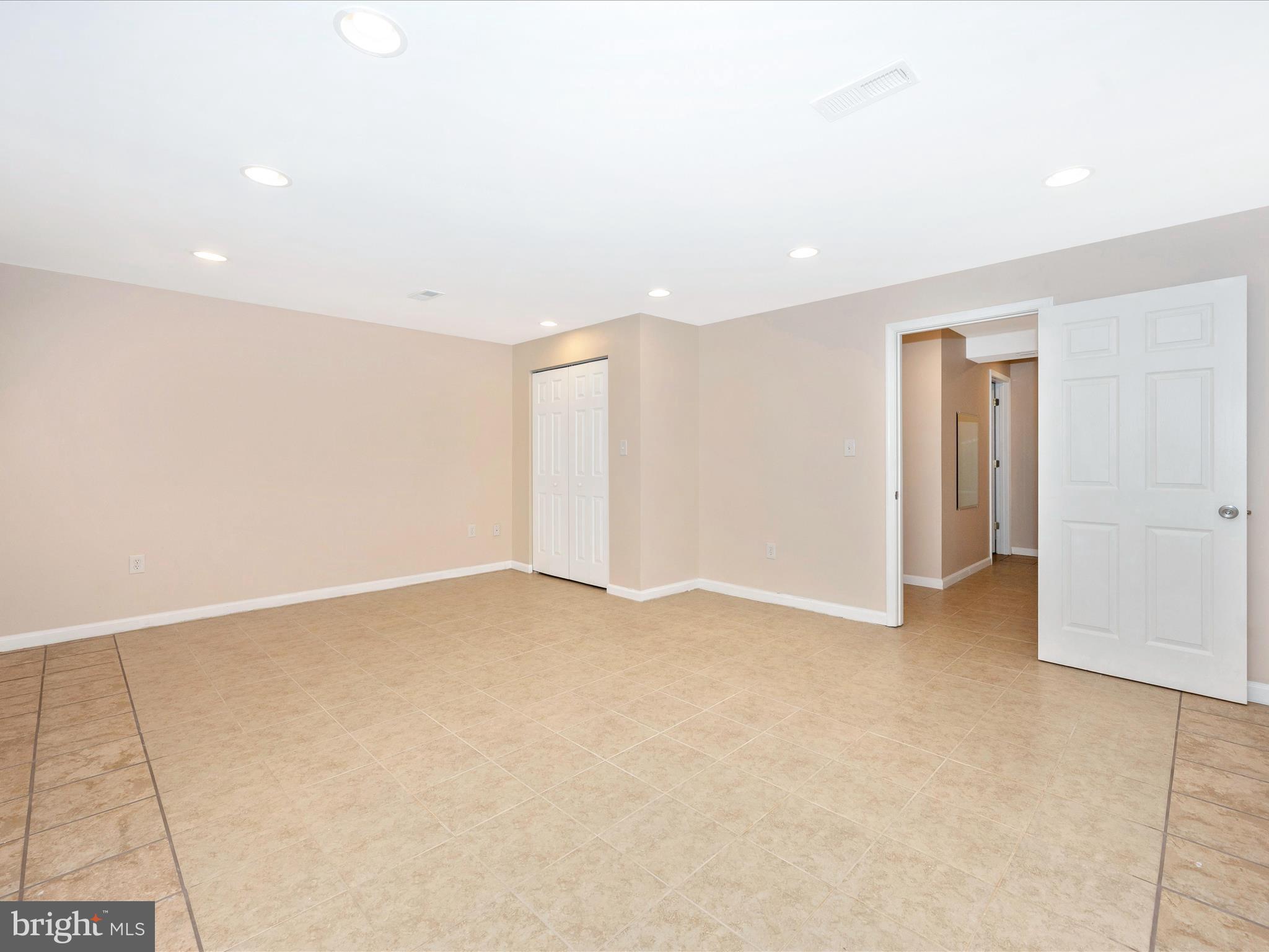 HAMLET NORTH - Residential