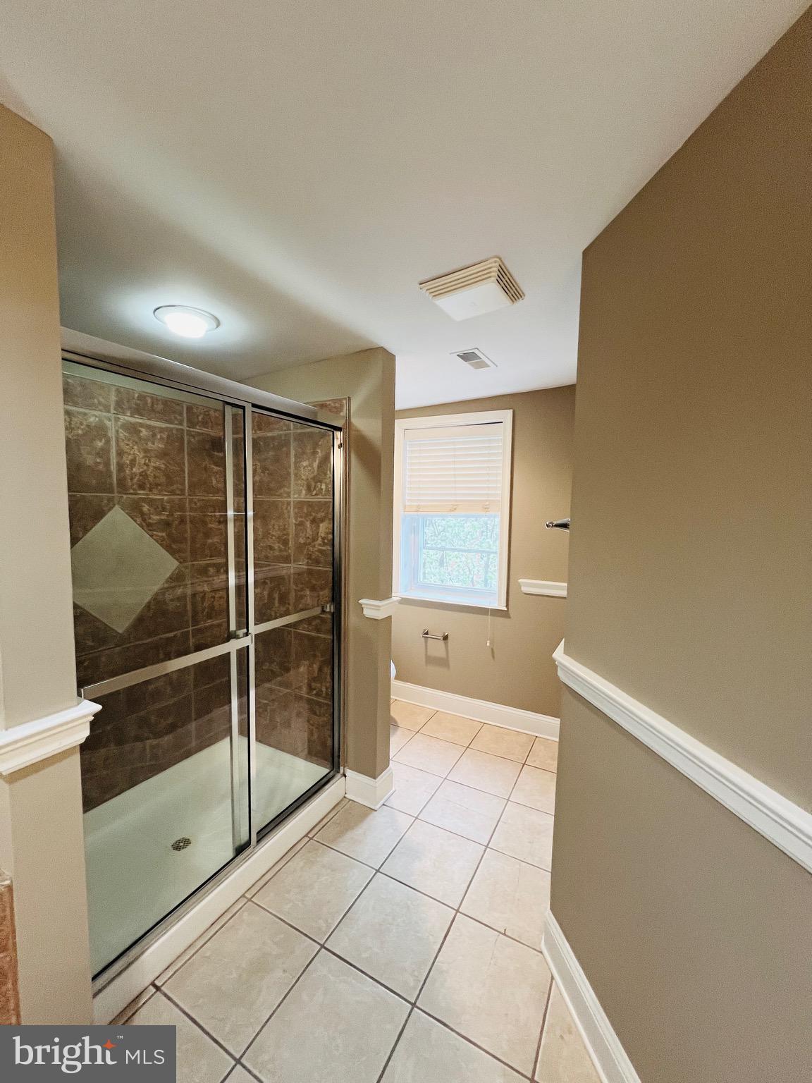 WASHINGTON HILL - Residential