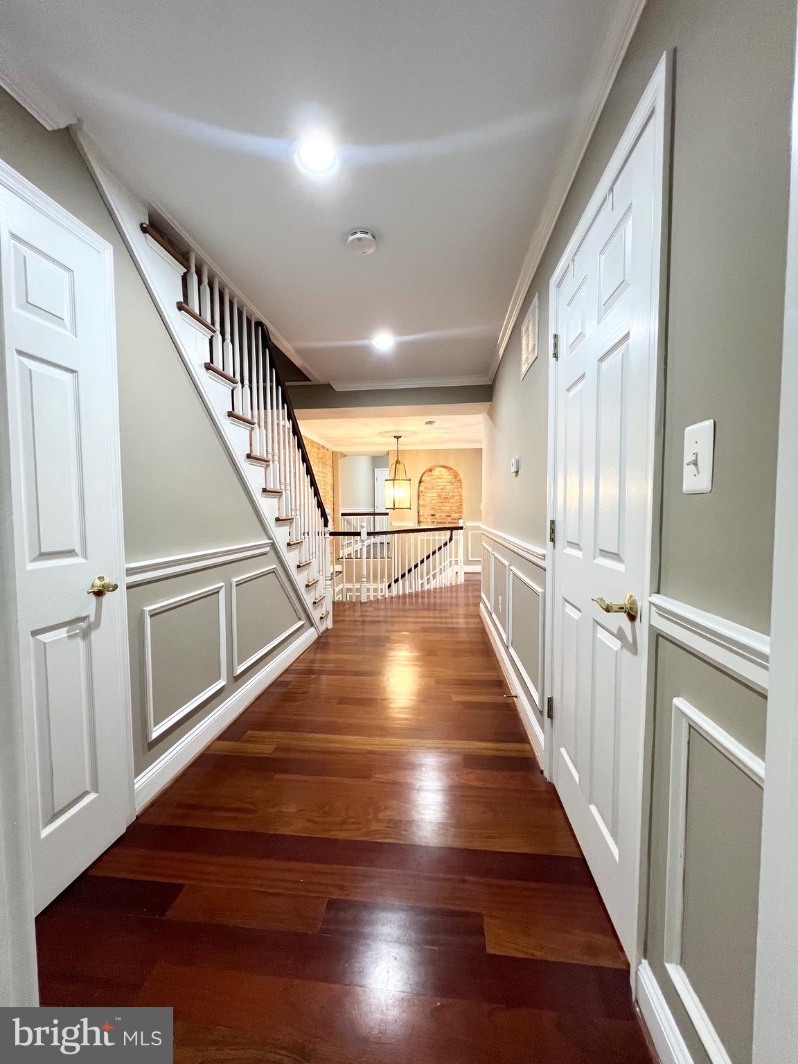 WASHINGTON HILL - Residential