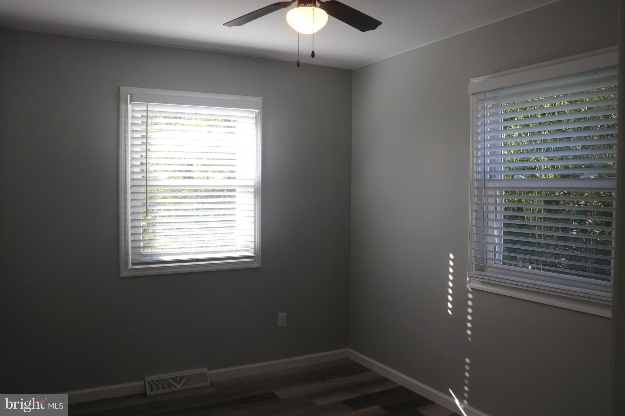 LIBERTY SQUARE - Residential