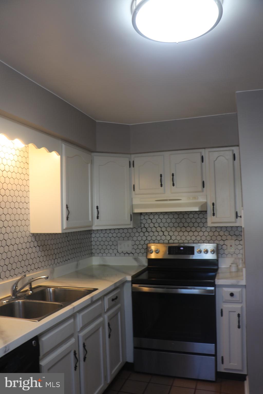 LIBERTY SQUARE - Residential