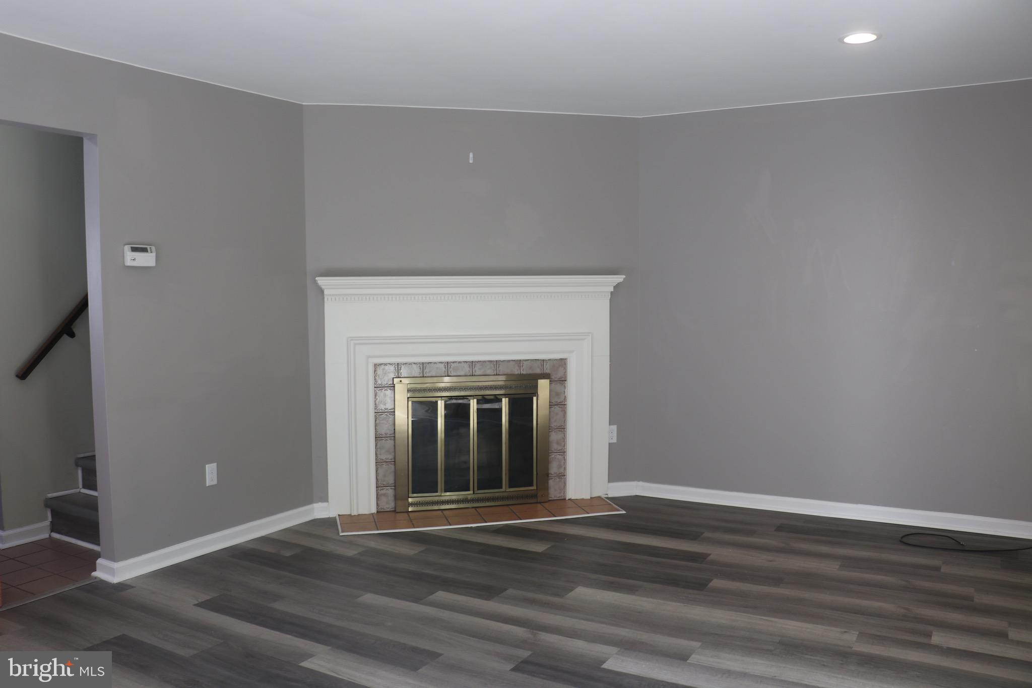 LIBERTY SQUARE - Residential