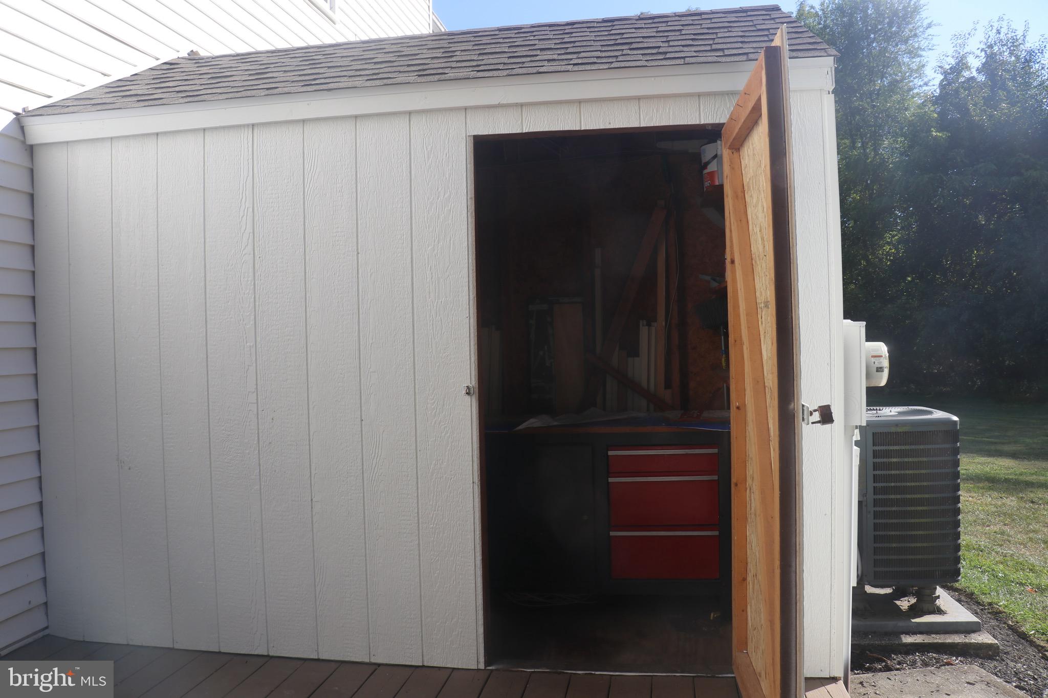 LIBERTY SQUARE - Residential