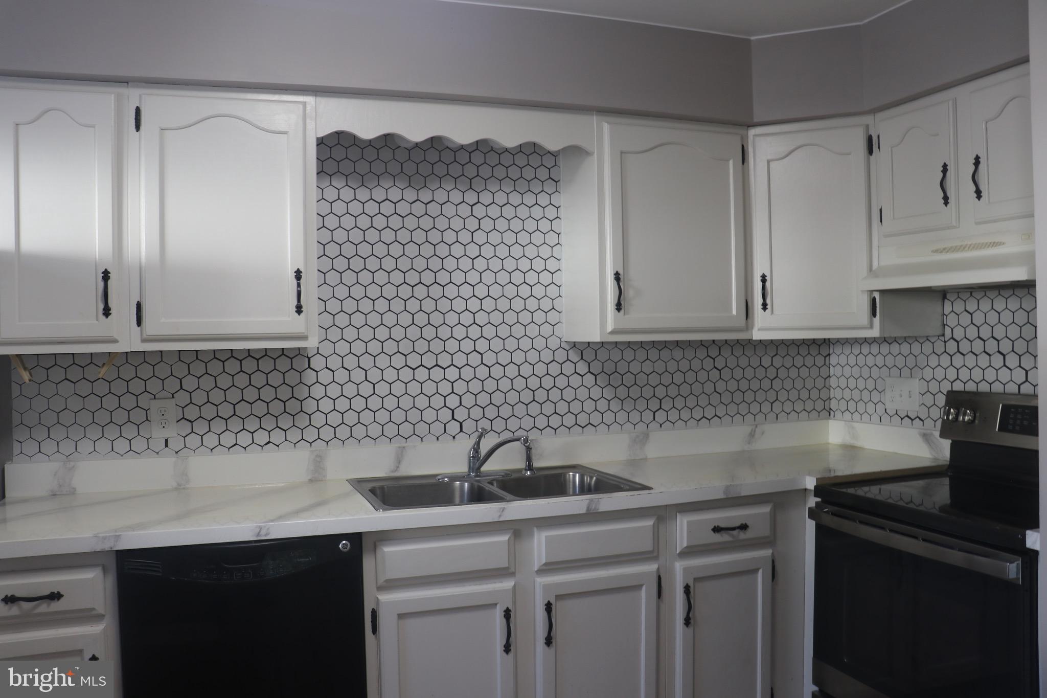 LIBERTY SQUARE - Residential