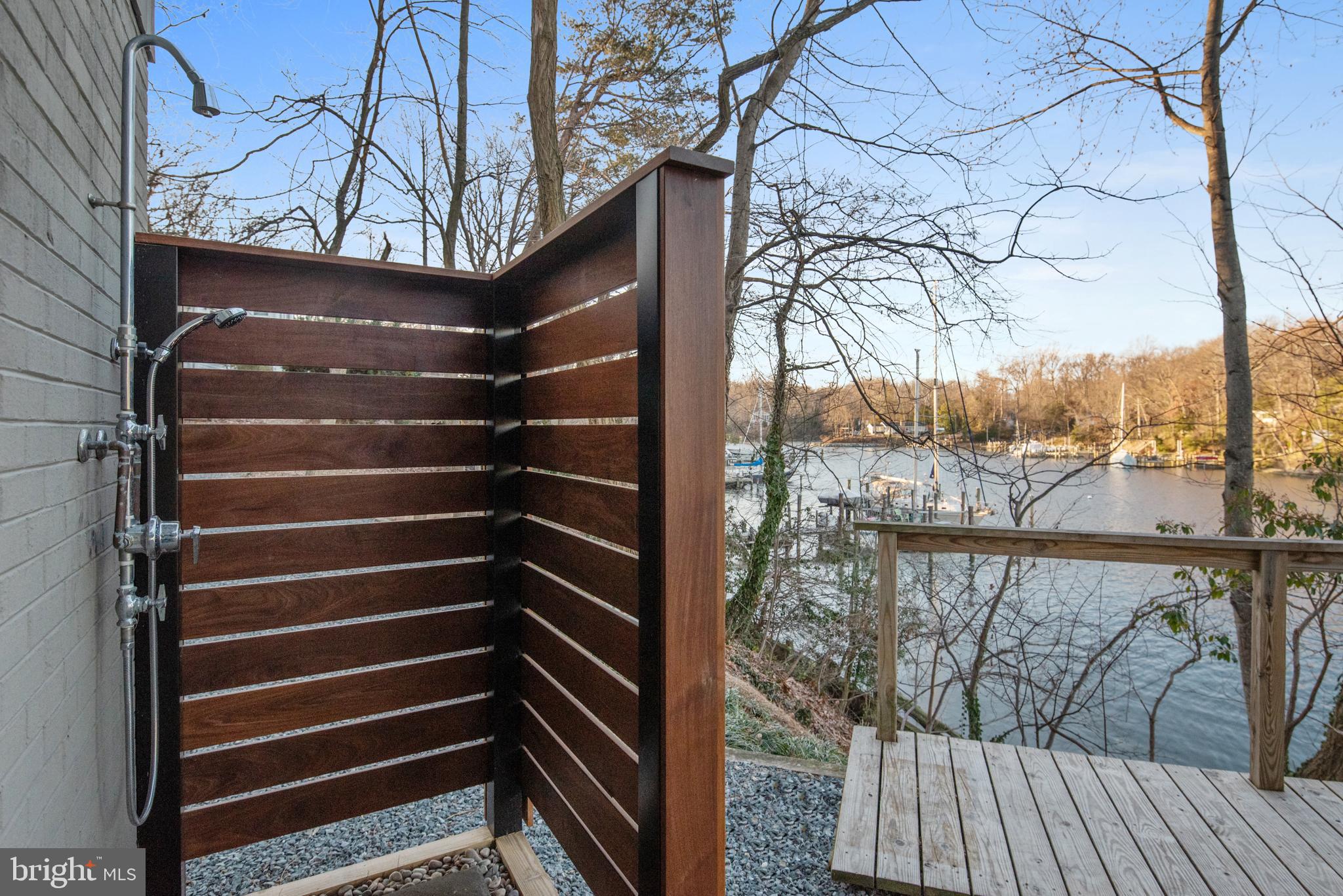 ANCHORAGE - Residential