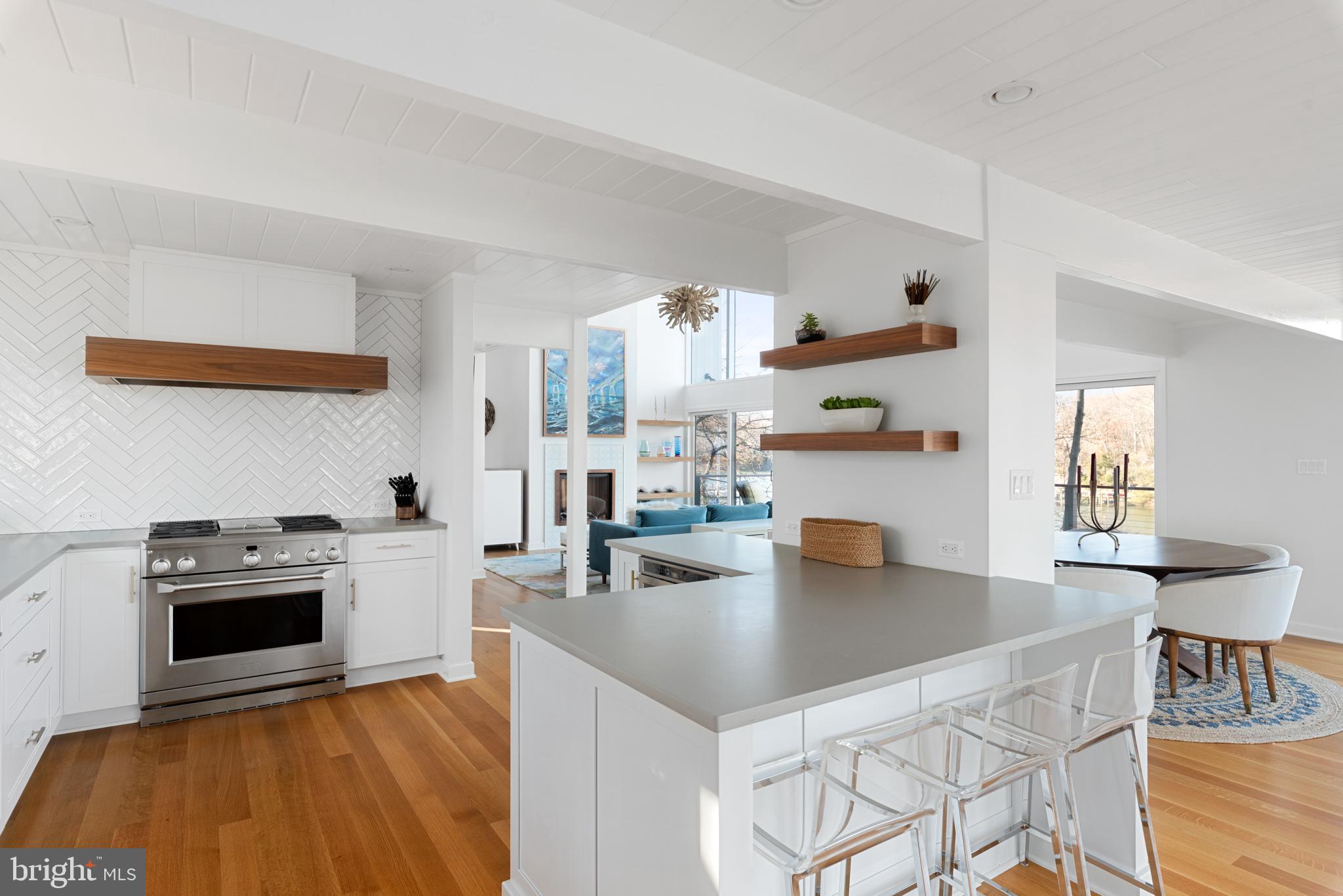 ANCHORAGE - Residential