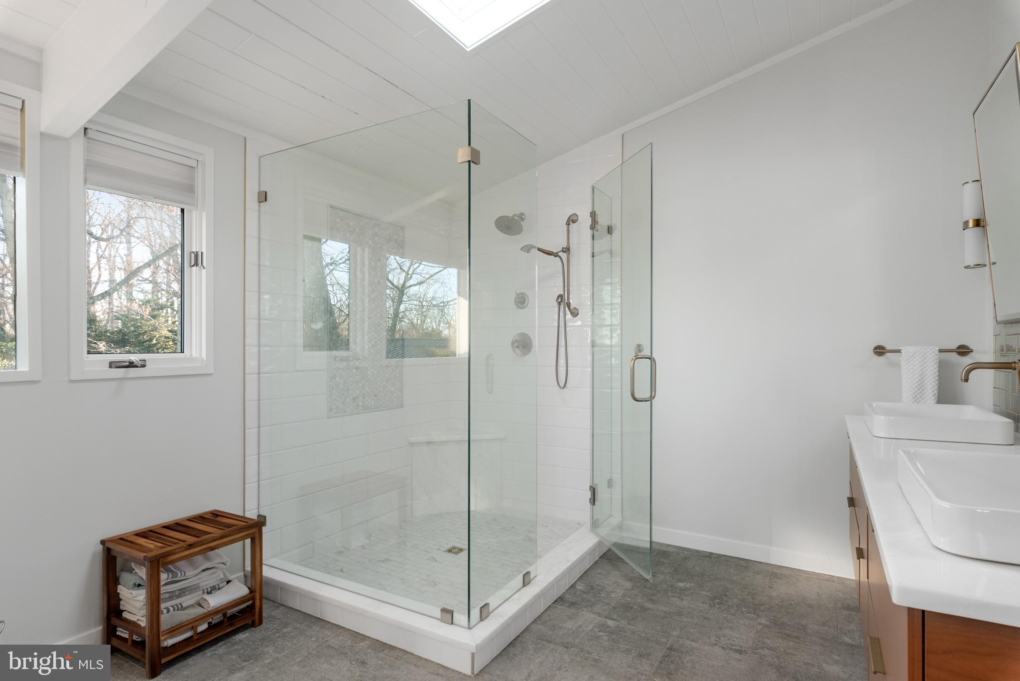 ANCHORAGE - Residential